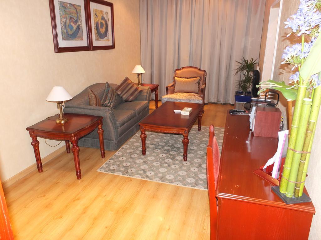 דוחה Al Bustan Hotel מראה חיצוני תמונה