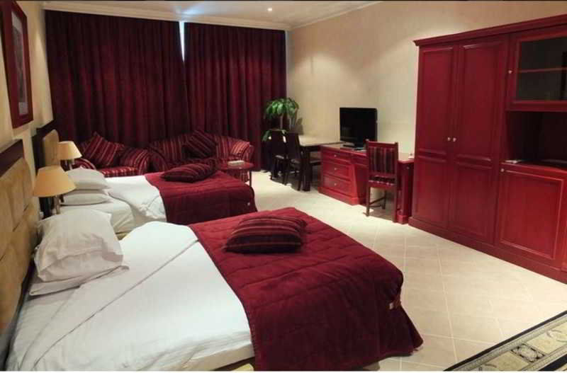 דוחה Al Bustan Hotel מראה חיצוני תמונה